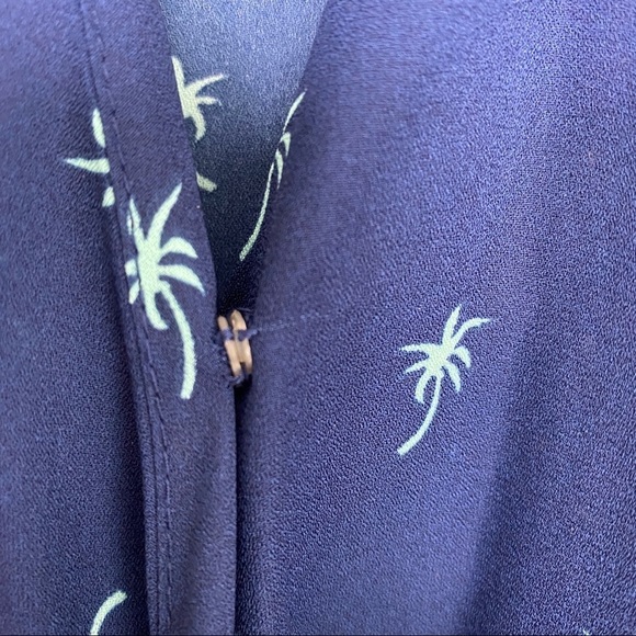 Cookies Hawaii Blue Palm Tree Wrap Sleeveless Blouse Tank Top Womens Medium - Picture 4 of 8